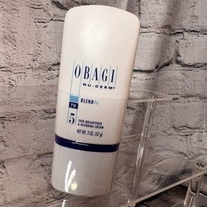 Obagi Nu-Derm Blend Fx PM Skin Brightener - White and Blue